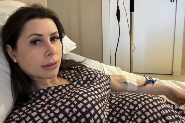 Deputada Caroline de Toni realiza suplementação intravenosa durante gravidez