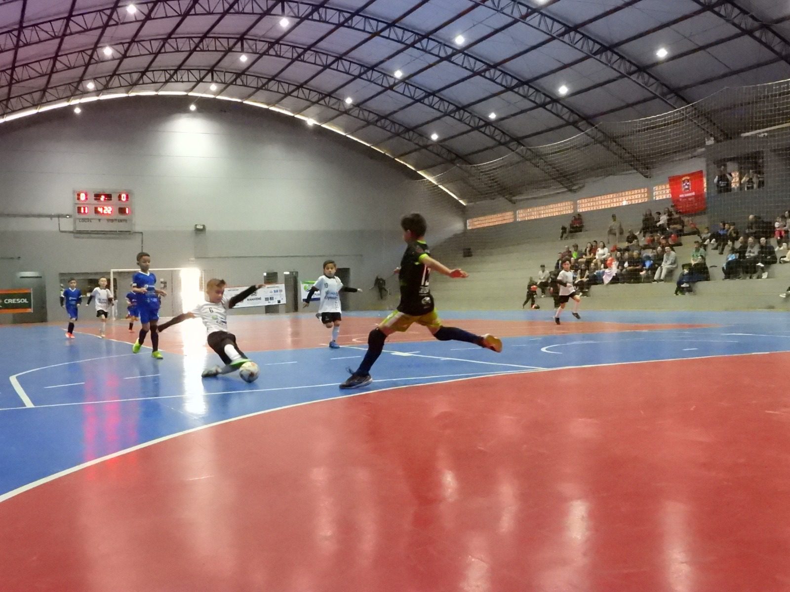 Finais da Liga Catarinense de Futsal Sub-7 acontecem domingo em Xanxerê