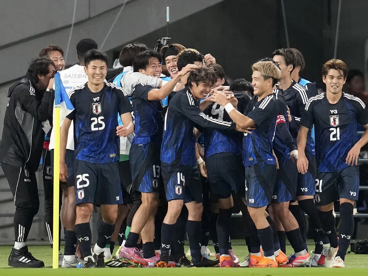 Japão aproveita colapso e vence o Brasil pela primeira vez
