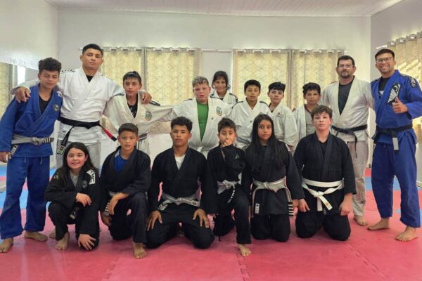 Prefeitura de Xanxerê oferece aulas gratuitas de Jiu-Jitsu para adolescentes