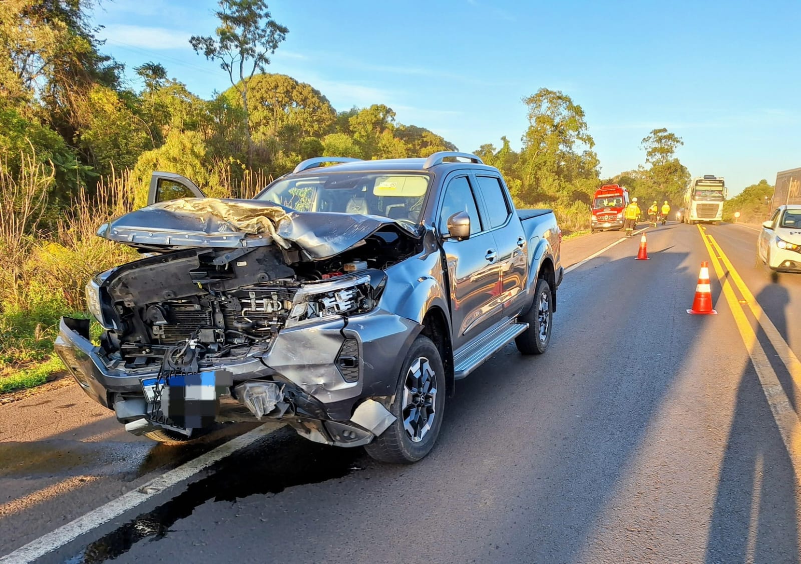 Acidente na BR-282 envolve três veículos e deixa dois feridos