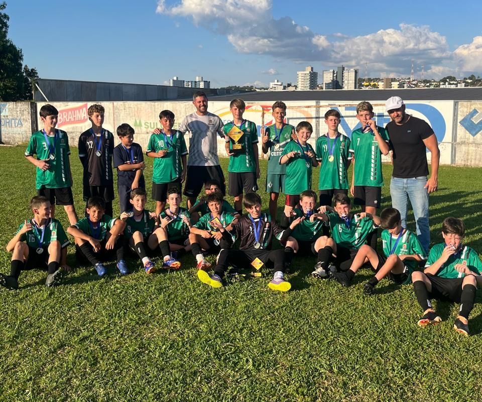 Xanxerê ganha nos Jogos da AMAI Sub-12 no futebol de campo