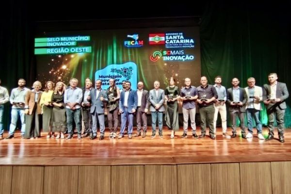 Xanxerê é reconhecida pelo Governo de SC com o Selo Município Inovador Catarinense