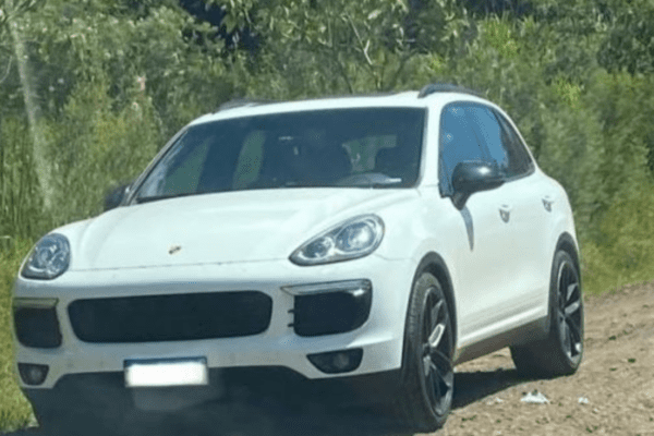Porsche furtada em Balneário Piçarras é recuperada em Faxinal dos Guedes SC