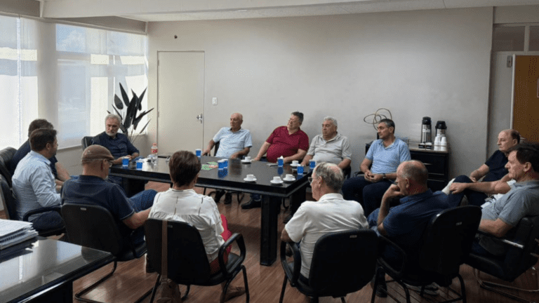 Lideranças históricas da ExpoFemi se reencontram antes da abertura oficial da feira