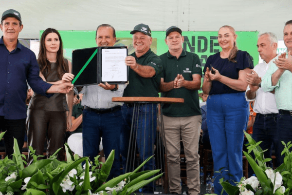 SC lança R$ 240 milhões em crédito para produtores de leite