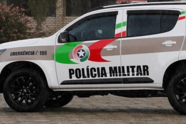 Mulher sobrevive ataque faca na cabeça em São Carlos SC