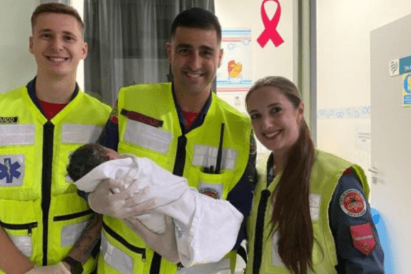 Bombeiros auxiliam parto e levam mãe e bebê ao hospital em Xanxerê