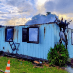 Incêndio destrói residência e crianças escapam ilesas em Vargem Bonita