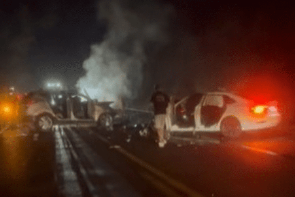 Acidente com quatro veículos na BR-282, em Cordilheira Alta, deixa nove feridos, 3 em estado grave e mobiliza resgate.