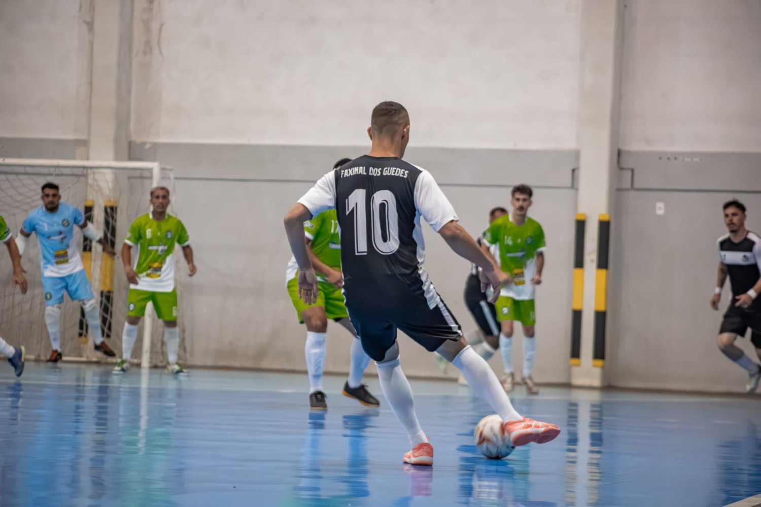 Faxinal dos Guedes sedia 1ª Taça Avelino Braganollo de Futsal