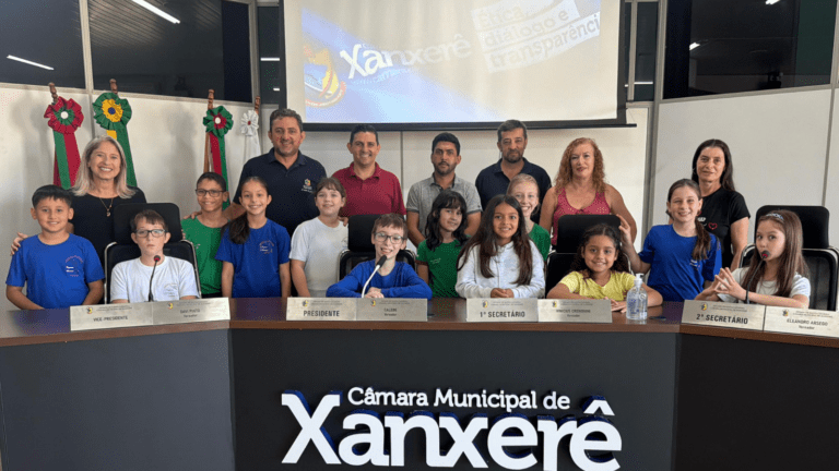 Estudantes vivenciam rotina legislativa na Câmara de Xanxerê