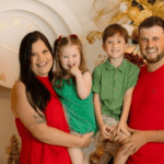 Família que morreu no acidente. Danilo Ferrira, sua esposa Graciele Maurer, e filhos Gael e Maitê.