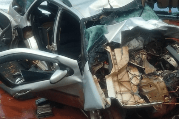 Fiat Palio Weekend destruído em grave acidente na estrada da Produção em Abelardo Luz