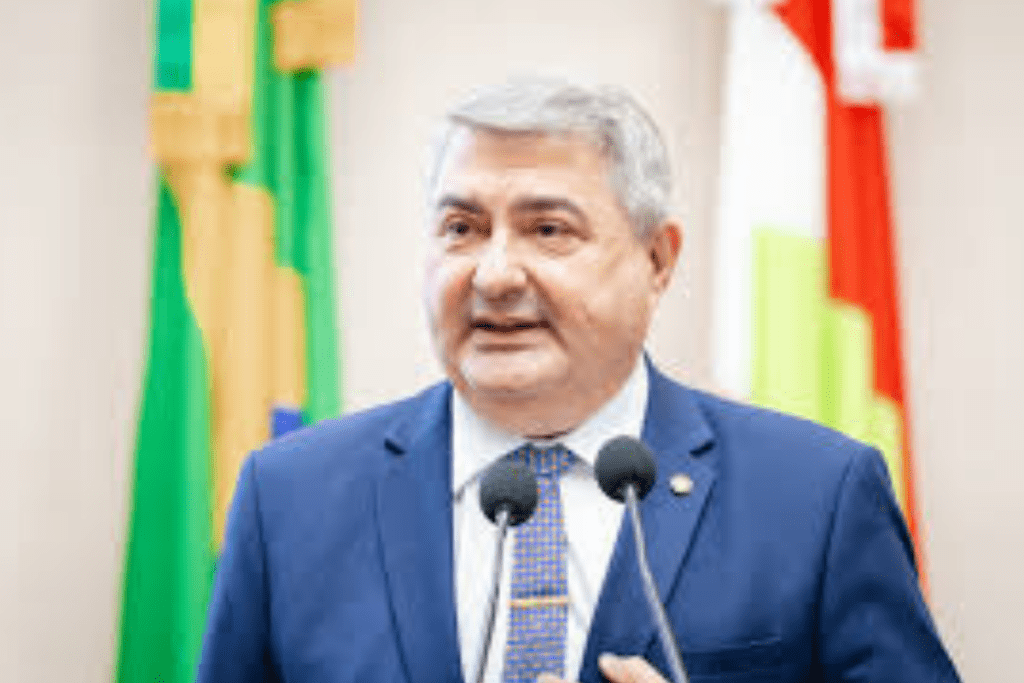 Deputado Estadual Antídio Lunelli em discurso na Assembleia Legislativa de Santa Catarina 02.