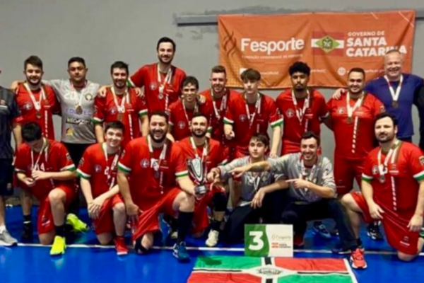 Equipe de Handebol de Xanxerê que estreia na Liga Catarinense nesse sábado, 11.