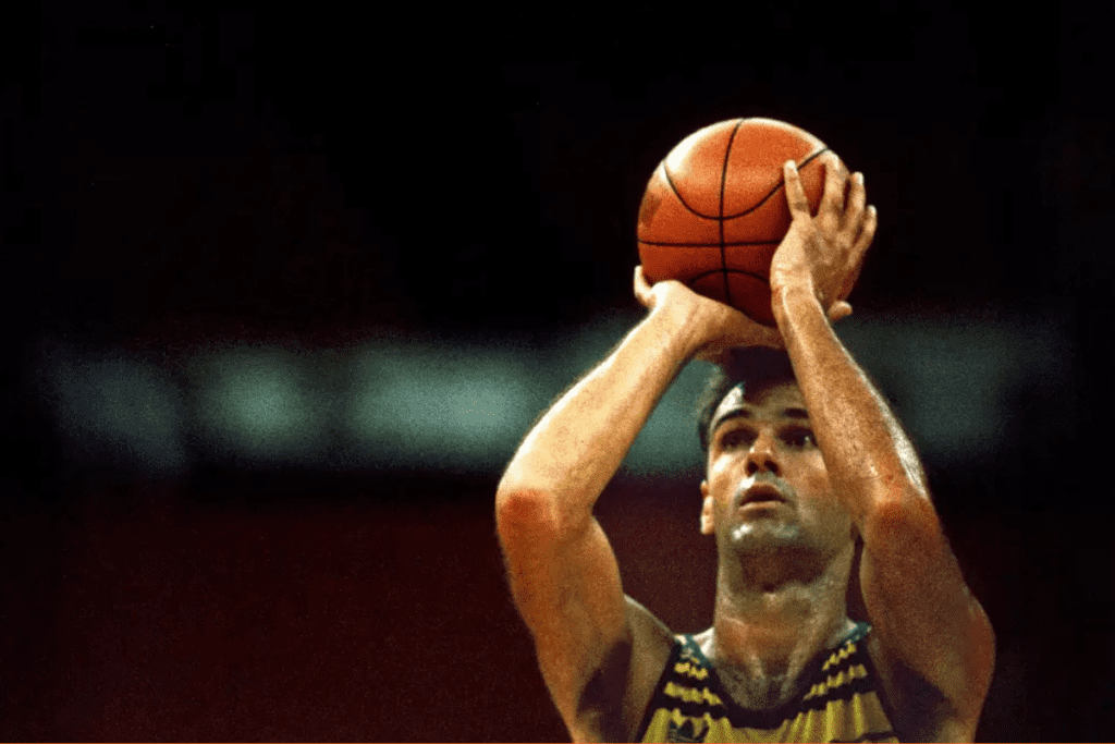 Oscar Schmidt durante jogo da seleção de basquete nos anos 80