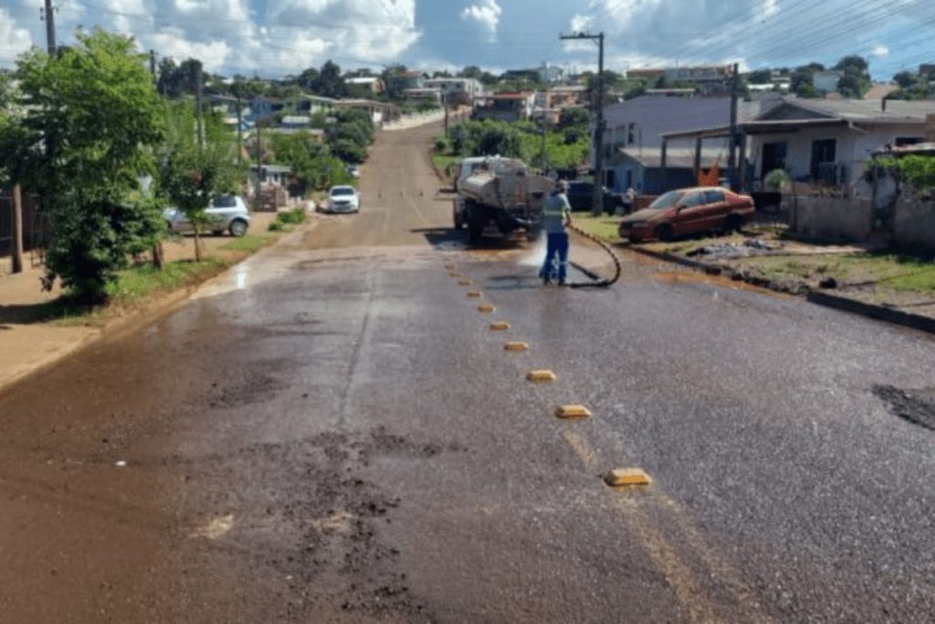 Prefeitura de Xanxerê intensifica obras na cidade e no interior