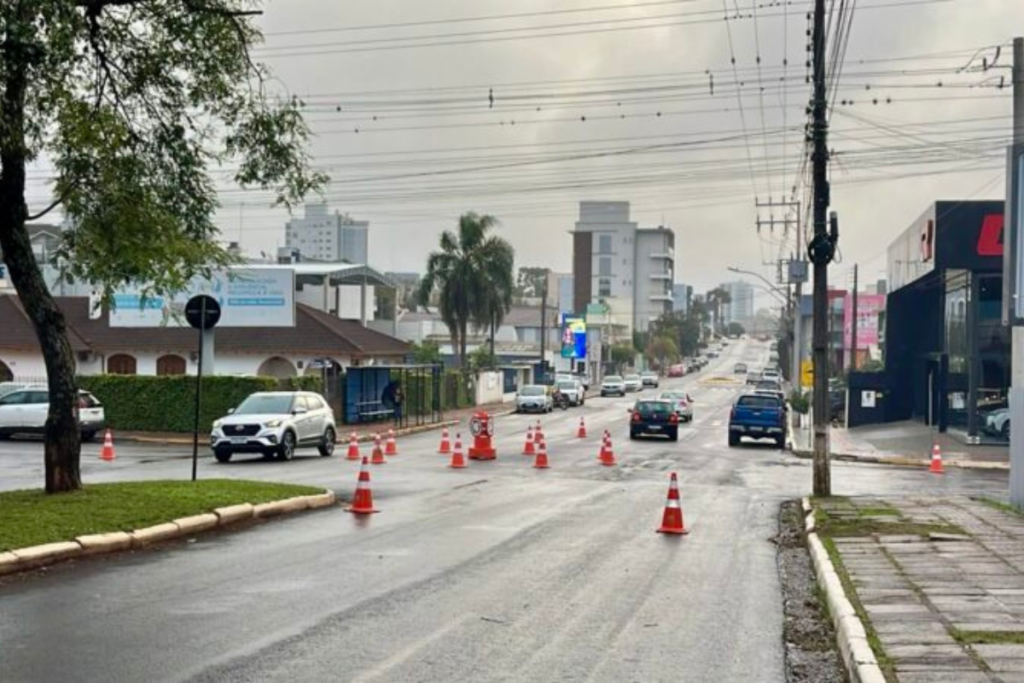 Cruzamento entre a Rua Marechal Deodoro e Avenida Brasil em Xanxerê onde será implementada uma rotatória