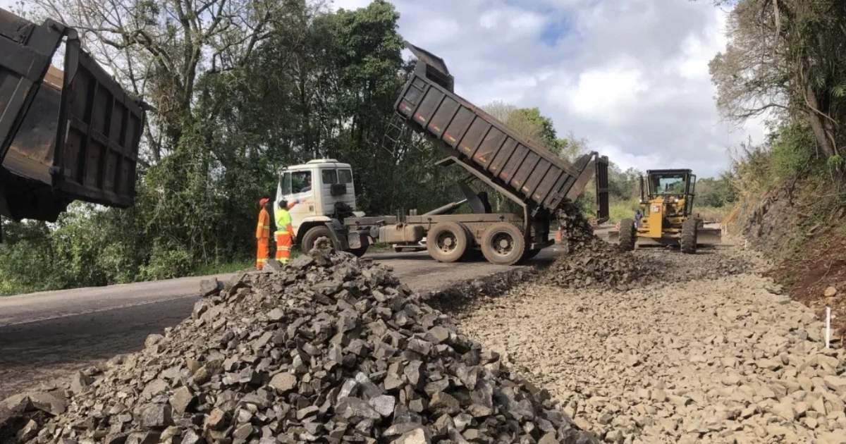 Revitalização da SC-283 acelera entre Seara e Arvoredo